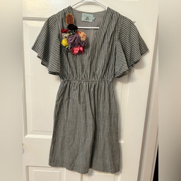 Judith March Floral Appliqué Gray and White Striped Flutter Sleeve Sundress Sz S - Picture 1 of 12